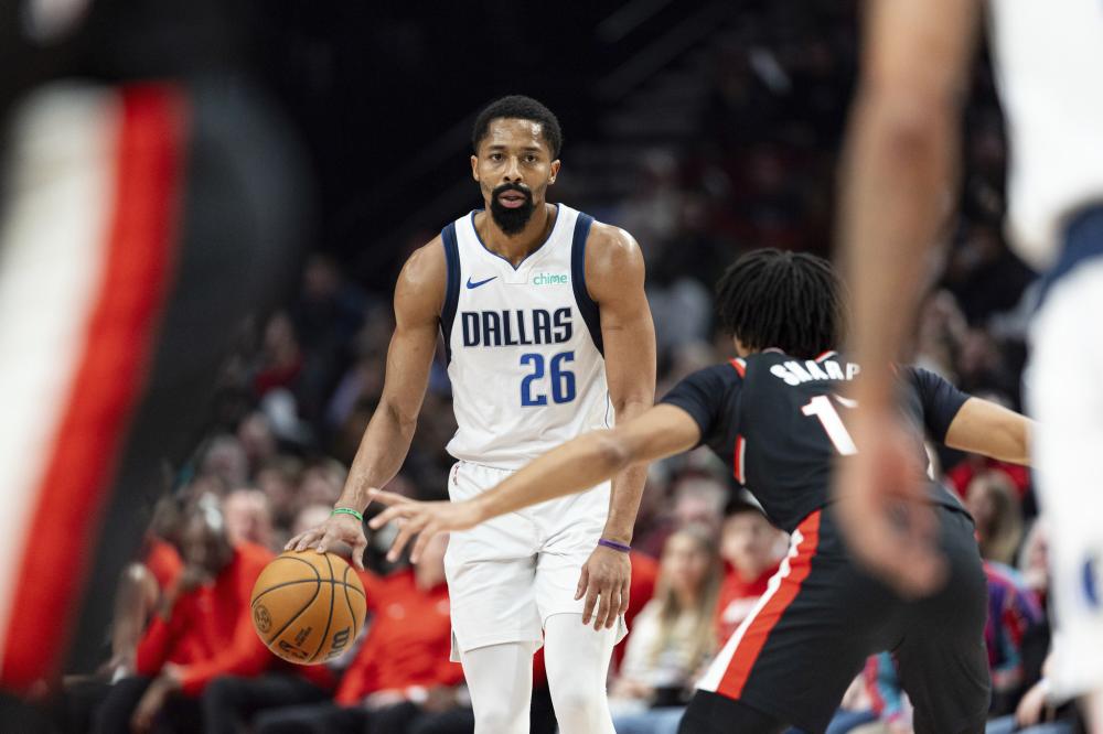 更为强硬的 更为强硬的